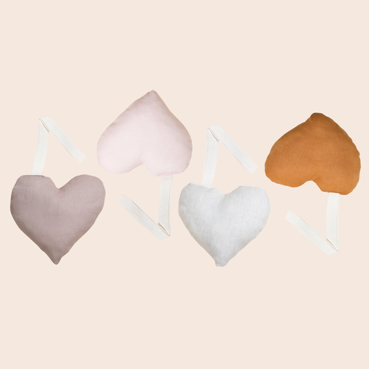 Heart Sucette Holder- Oatmeal